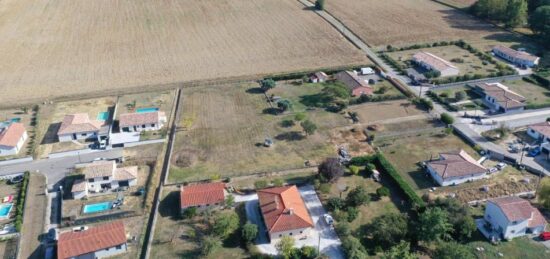 Terrain à bâtir à Ayguesvives, Occitanie
